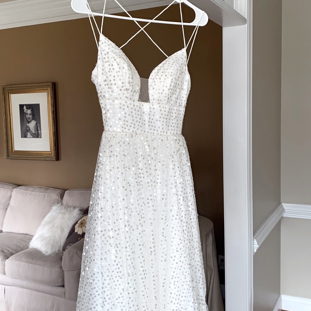Prom Dress - Picture 4 of 10